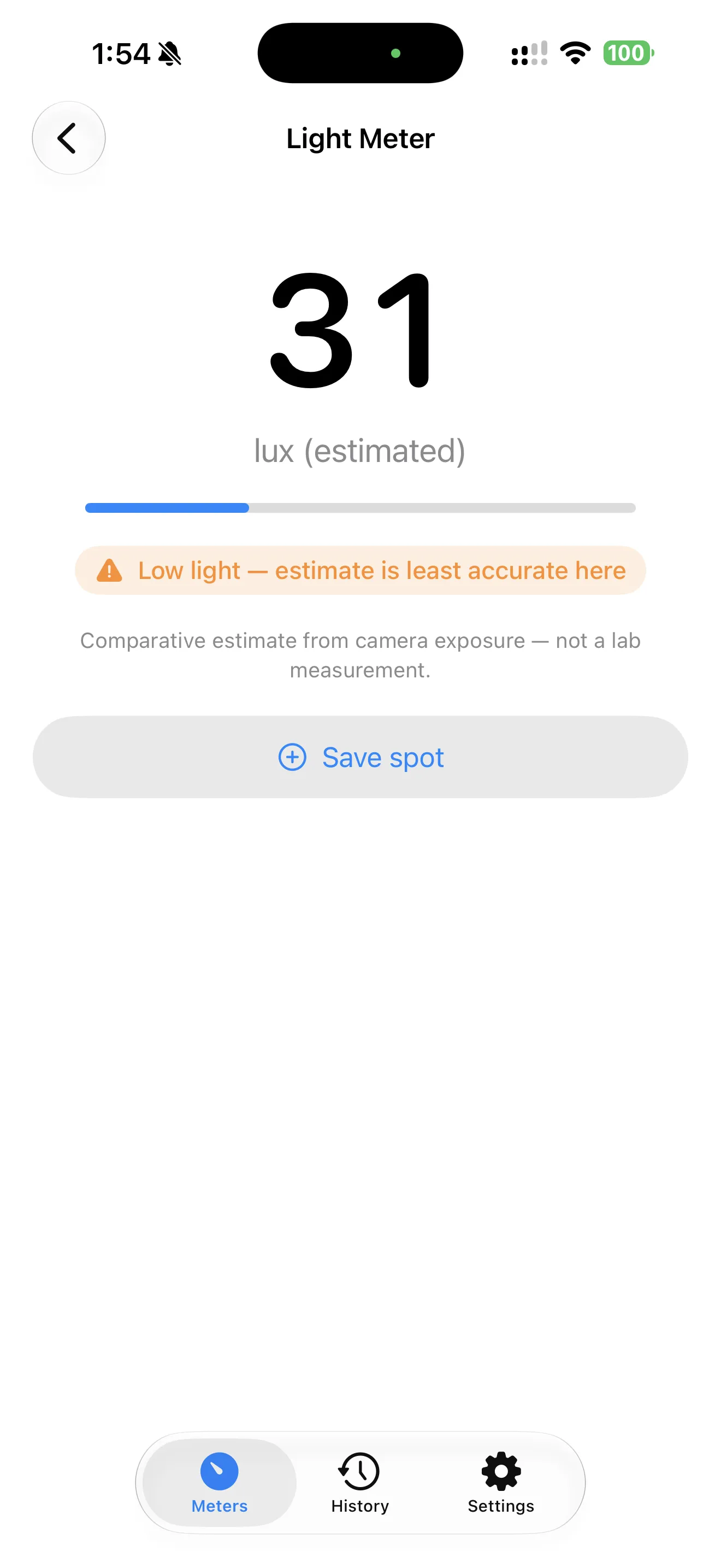 TrueMeter light meter with estimated lux and saved spot comparison